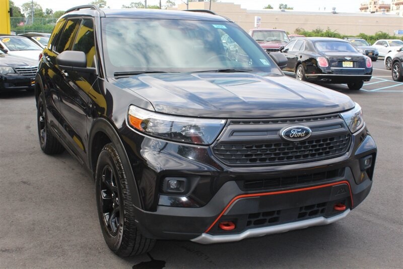 2022 Ford Explorer TIMBERLINE's photo