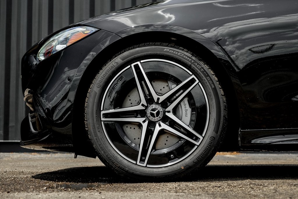 2025 Mercedes Benz C 300 4MATIC photo 4