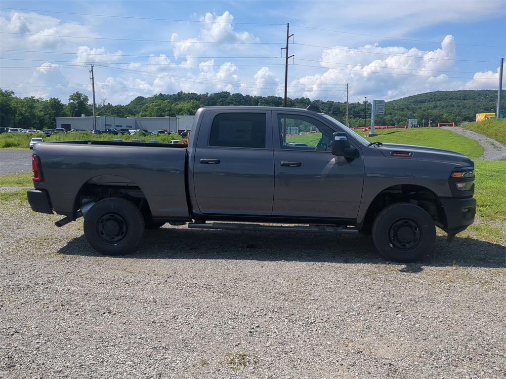 2025 Ram 2500 Tradesman photo 2
