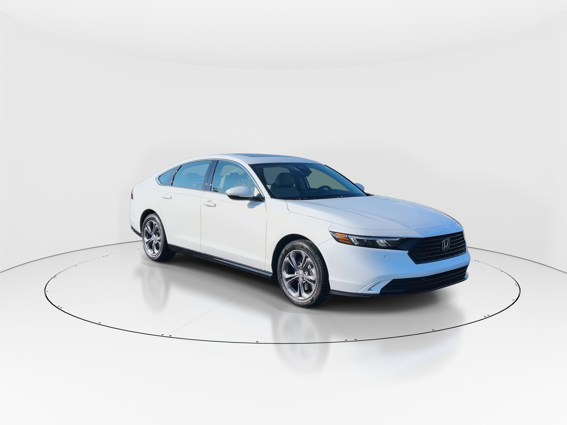 2025 Honda Accord Hybrid EX-L photo 2