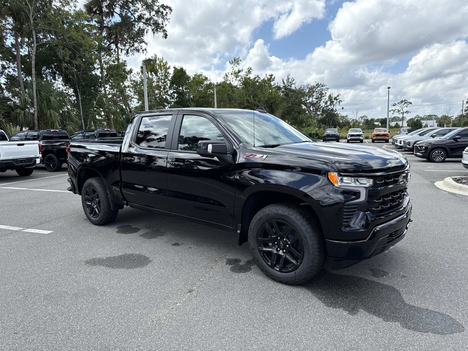 2026 Chevrolet Silverado Base's photo