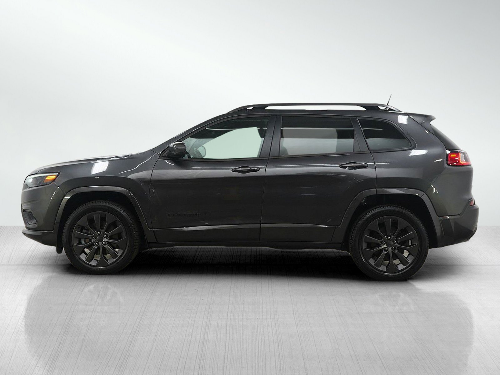 Used 2020 Jeep Cherokee High Altitude with VIN 1C4PJMDN0LD541555 for sale in Wayzata, Minnesota