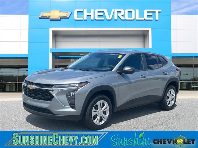 2025 Chevrolet Trax LS's photo