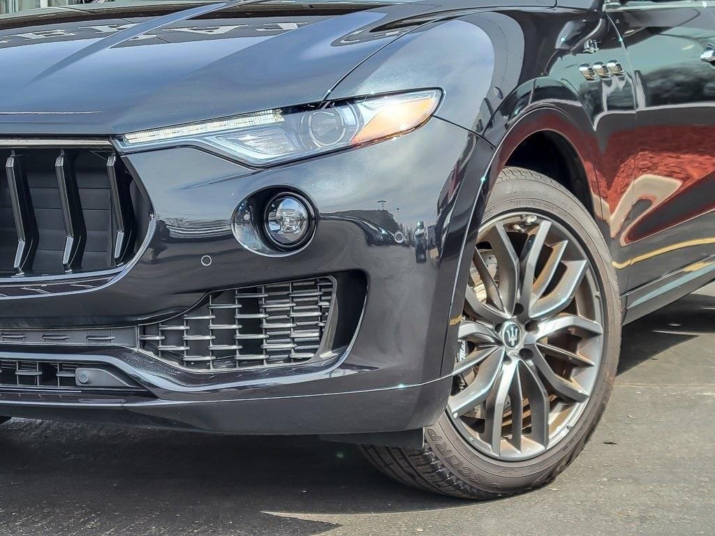 2024 Maserati Levante GT photo 3