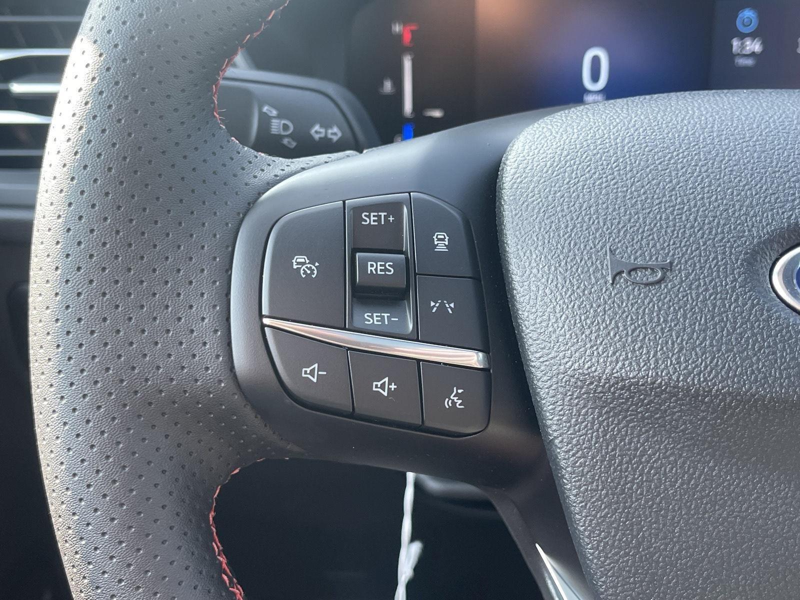 2025 Ford Escape ST-Line Select photo 26