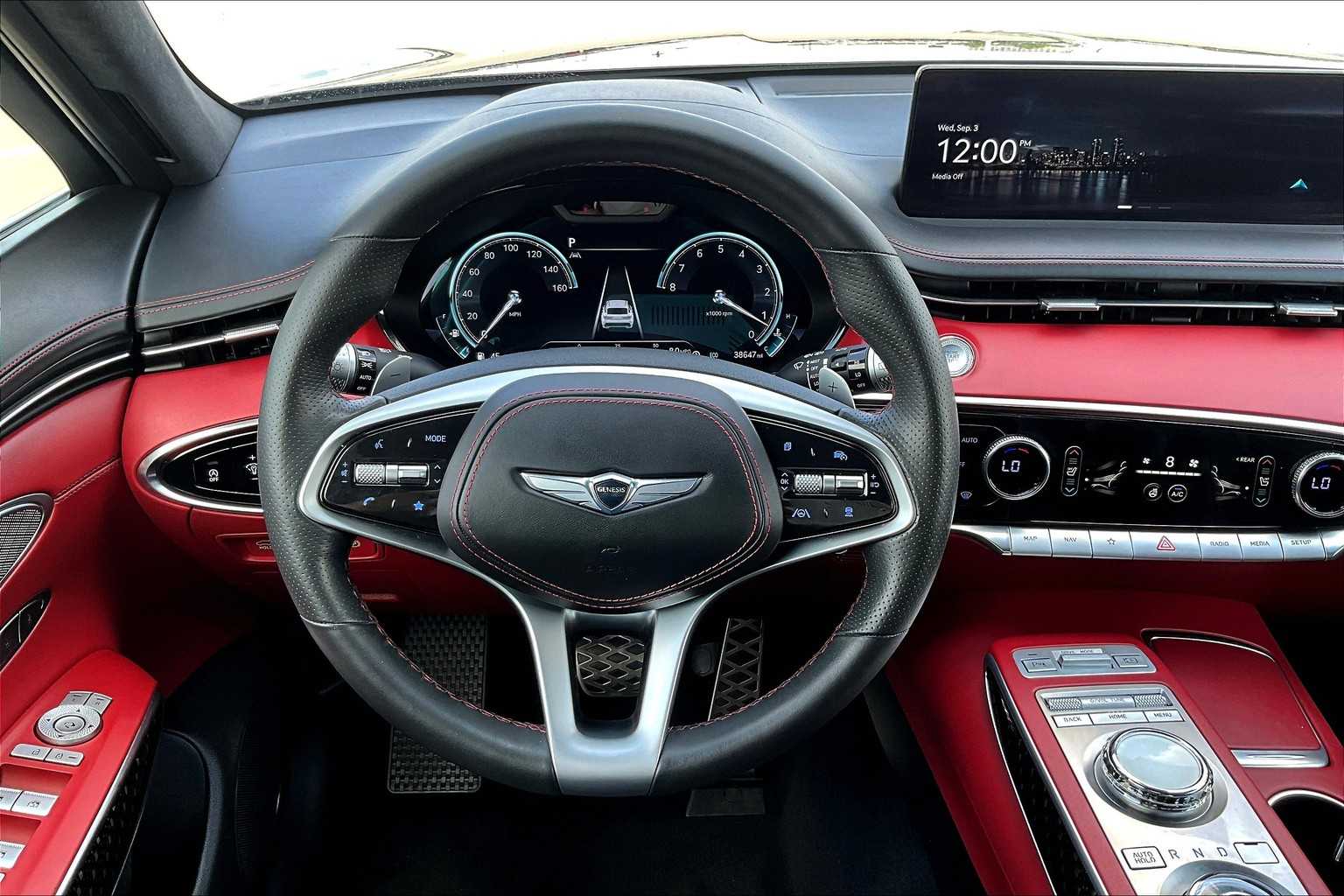 2022 Genesis GV70 3.5T Sport photo 5