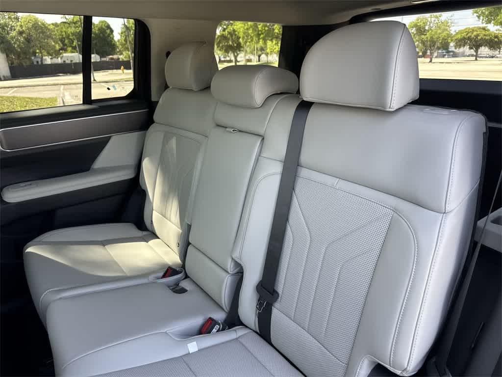 2026 Hyundai Santa Fe SEL photo 18