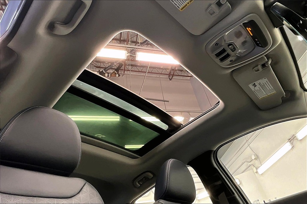 2022 Chevrolet Bolt EUV Premier photo 26