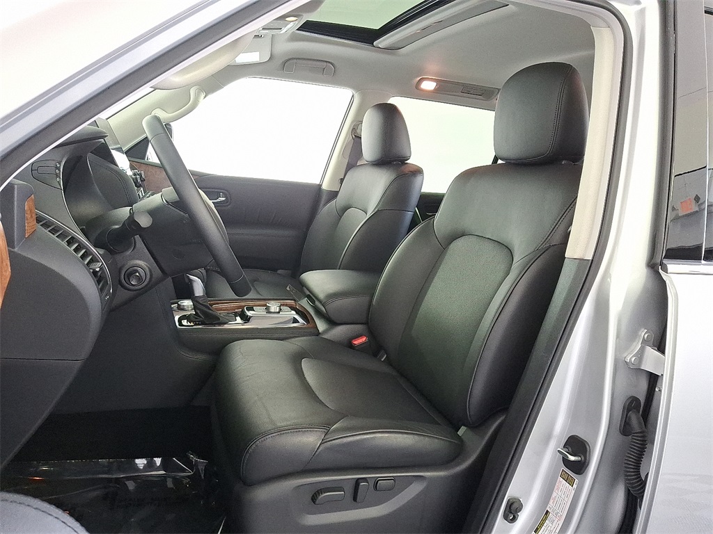 2024 Nissan Armada SL photo 15