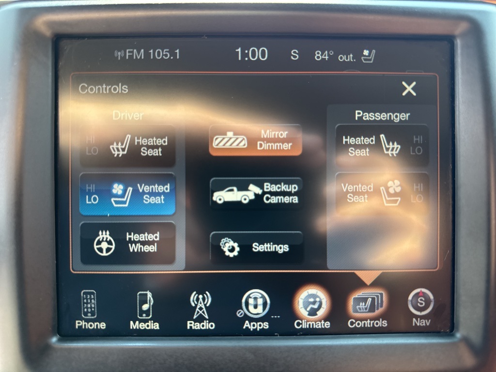 2016 Ram 1500 Laramie photo 32