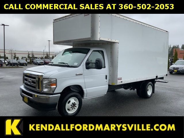 2025 Ford E-Series Cutaway Base