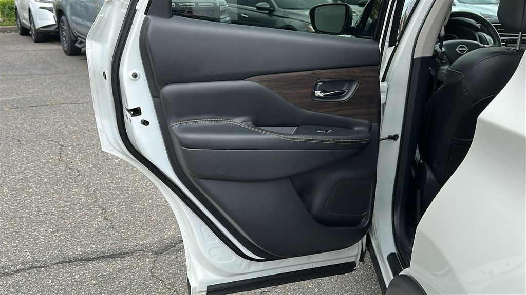 2023 Nissan Murano Platinum photo 20