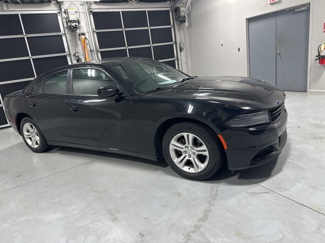2019 Dodge Charger SXT photo 11