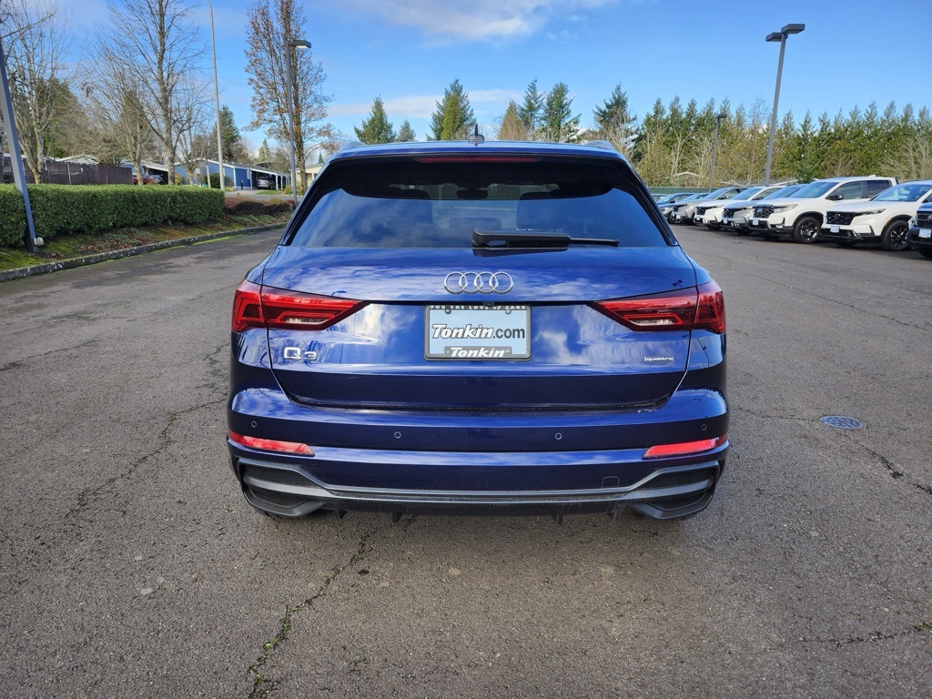 2021 Audi Q3 45 TFSI S line Premium photo 4