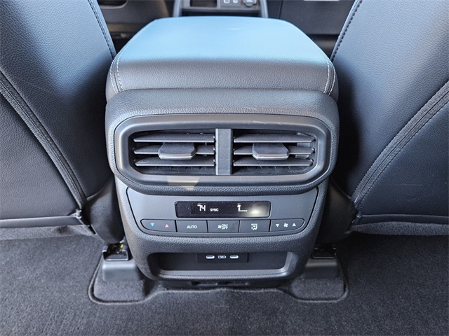 2024 Honda Pilot Touring photo 9