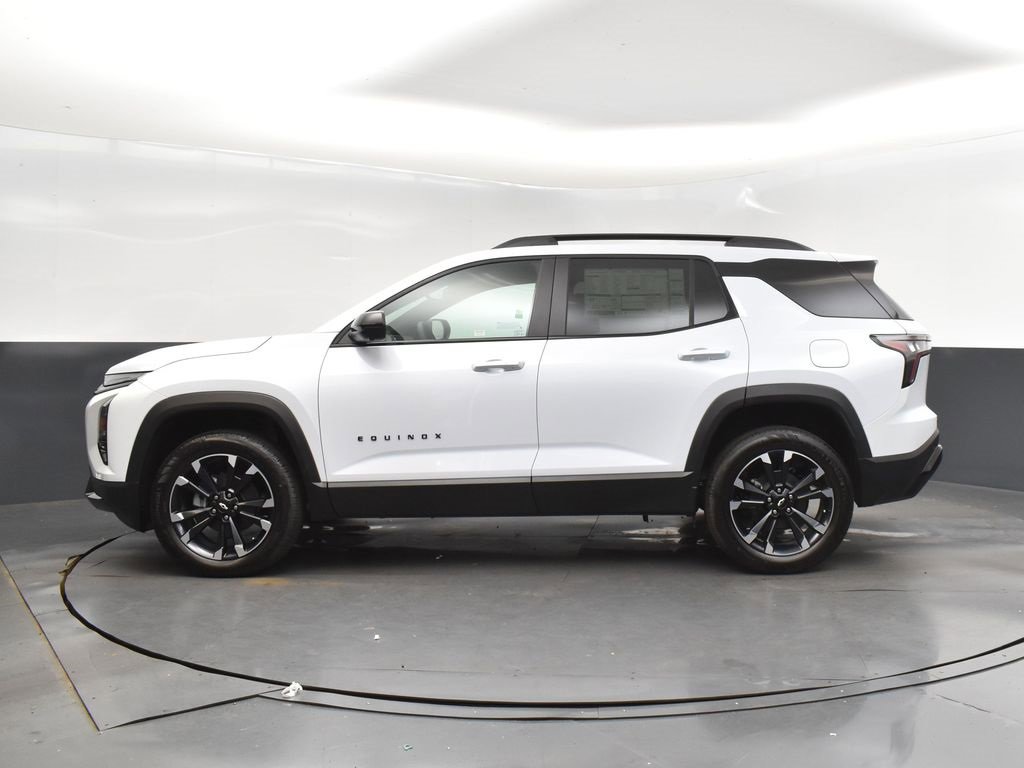 2026 Chevrolet Equinox RS photo 2