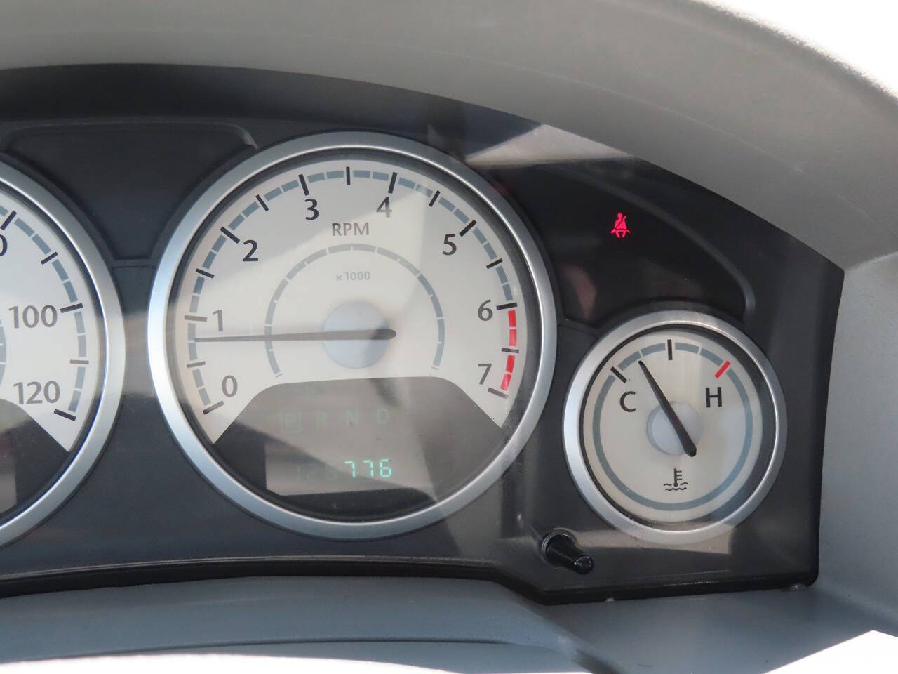 2009 Chrysler Town & Country Touring photo 16