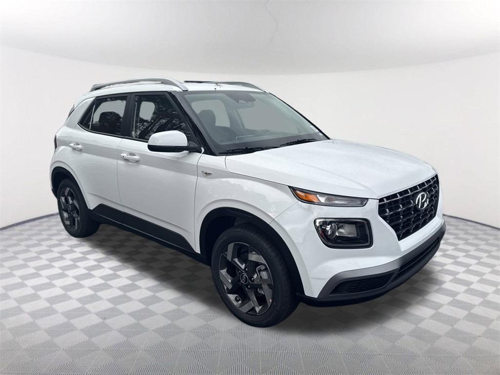 2026 Hyundai Venue SEL photo 3