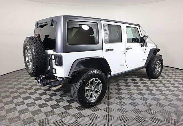 2017 Jeep Wrangler Unlimited Rubicon photo 4