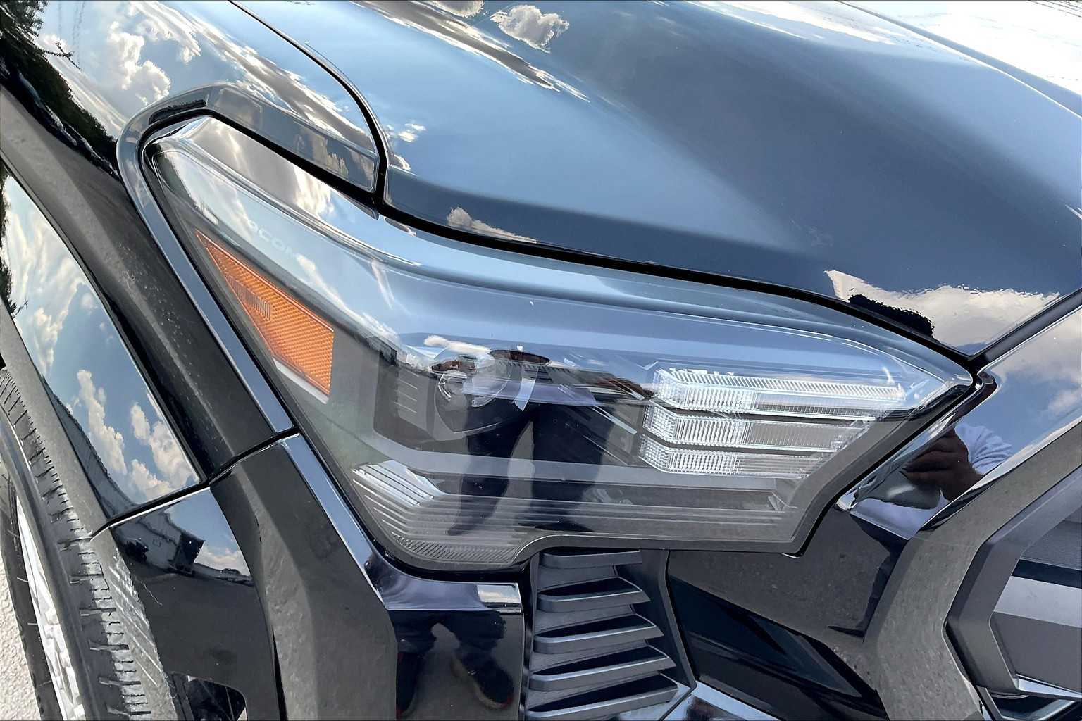 2024 Toyota Tacoma SR5 Double Cab photo 26