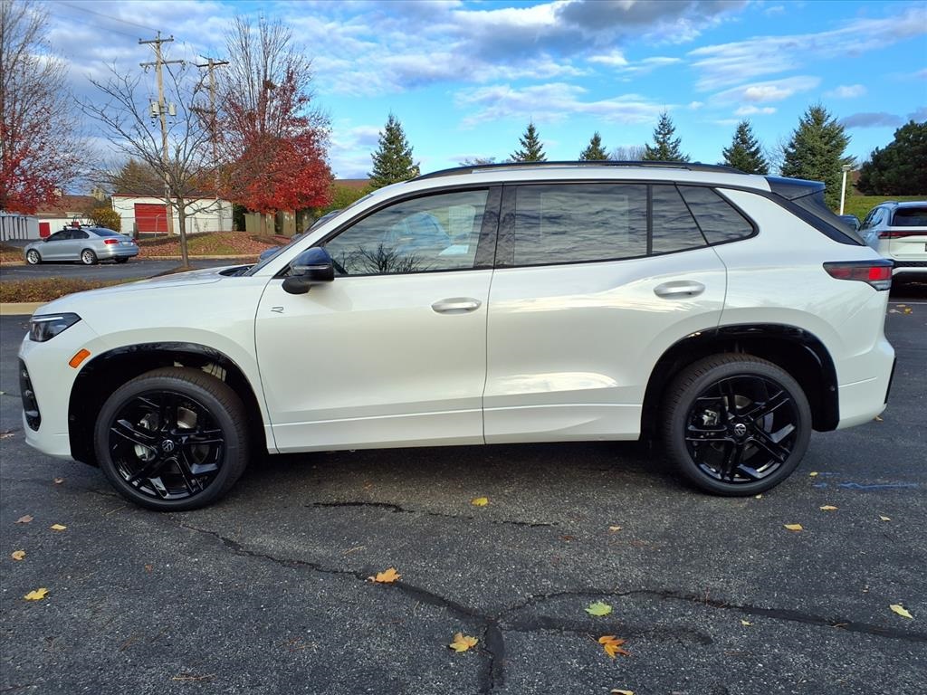 2026 Volkswagen Tiguan SE R-Line Black photo 3