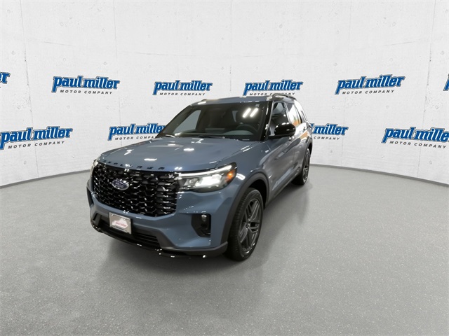 2026 Ford Explorer ST-Line photo 4