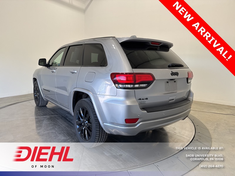 2018 Jeep Grand Cherokee Altitude photo 5