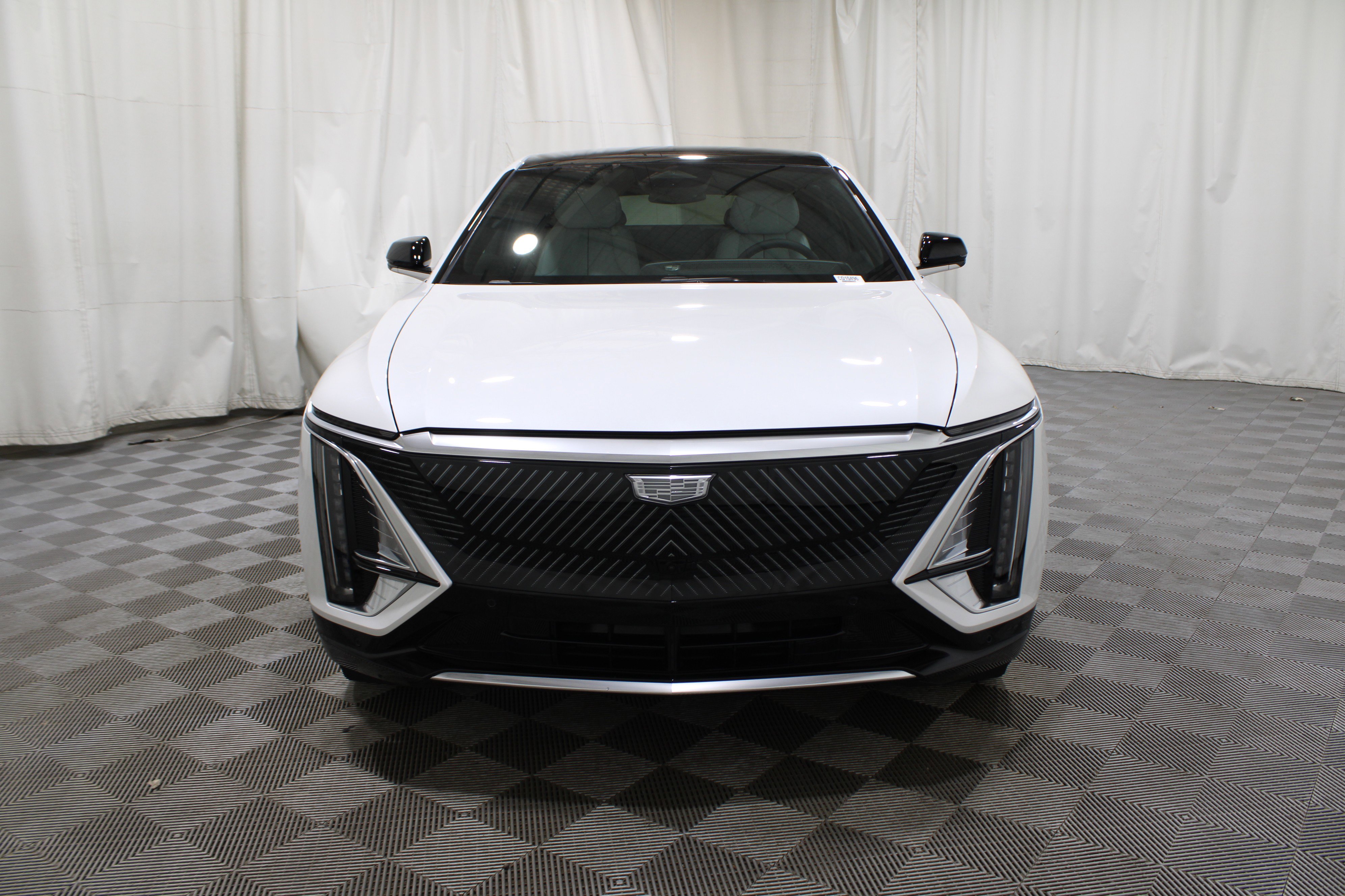 2025 Cadillac Lyriq Luxury photo 23