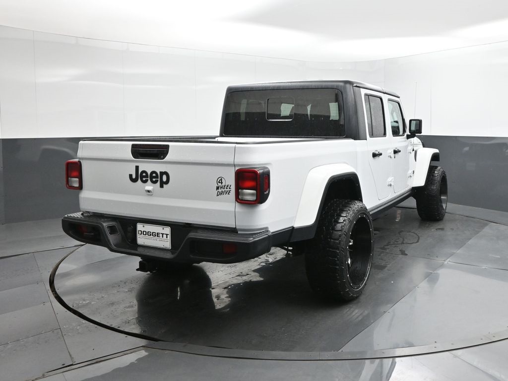 2021 Jeep Gladiator Willys photo 10