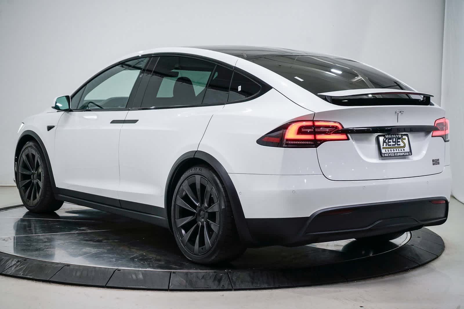 Used 2022 Tesla Model X Plaid with VIN 7SAXCBE61NF339361 for sale in Los Angeles, CA