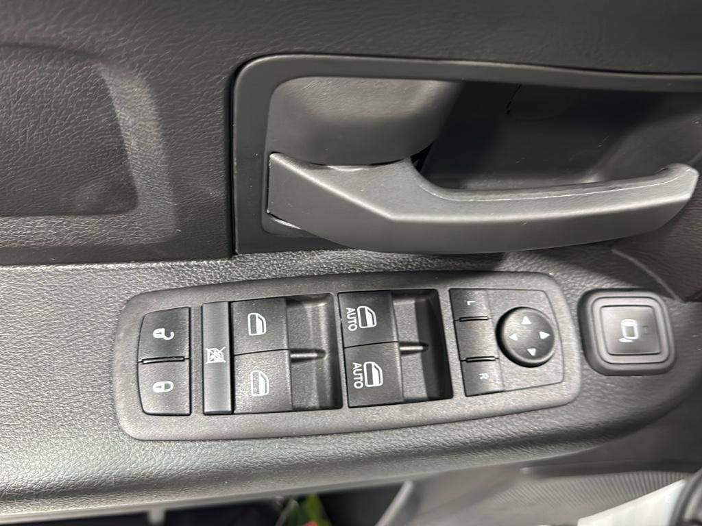 2024 Ram 3500 Tradesman photo 24