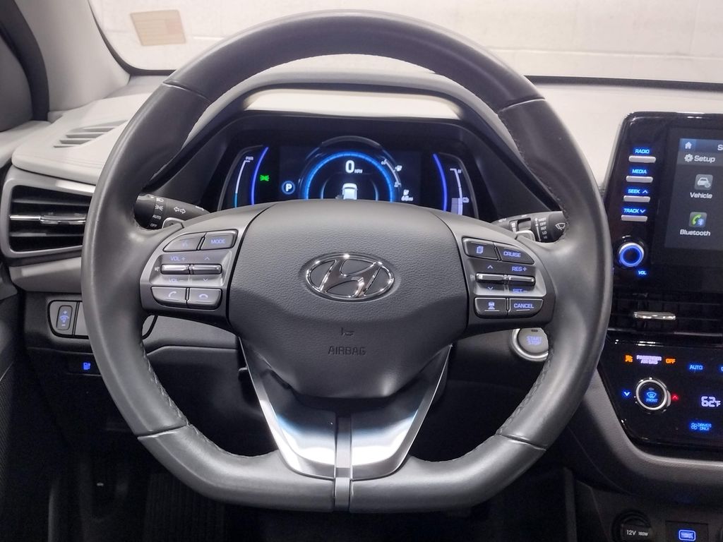 2020 Hyundai Ioniq Electric SE photo 32