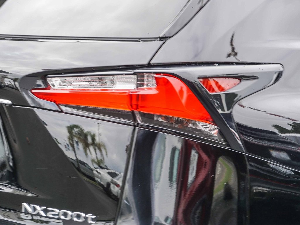 2017 Lexus NX 200t Luxury photo 9