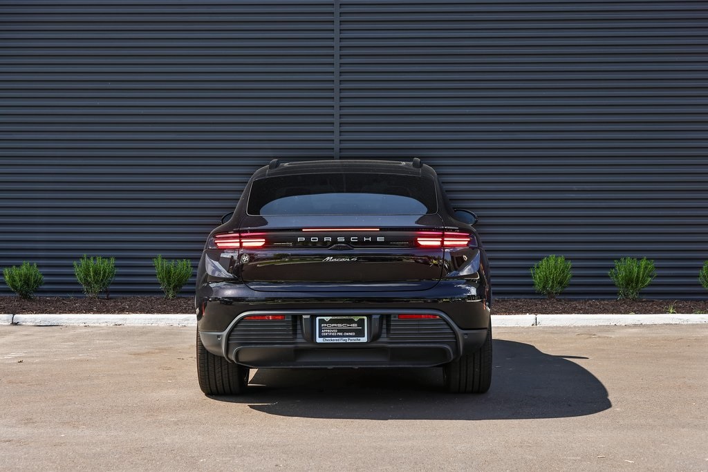 2024 Porsche Macan Electric 4 photo 6
