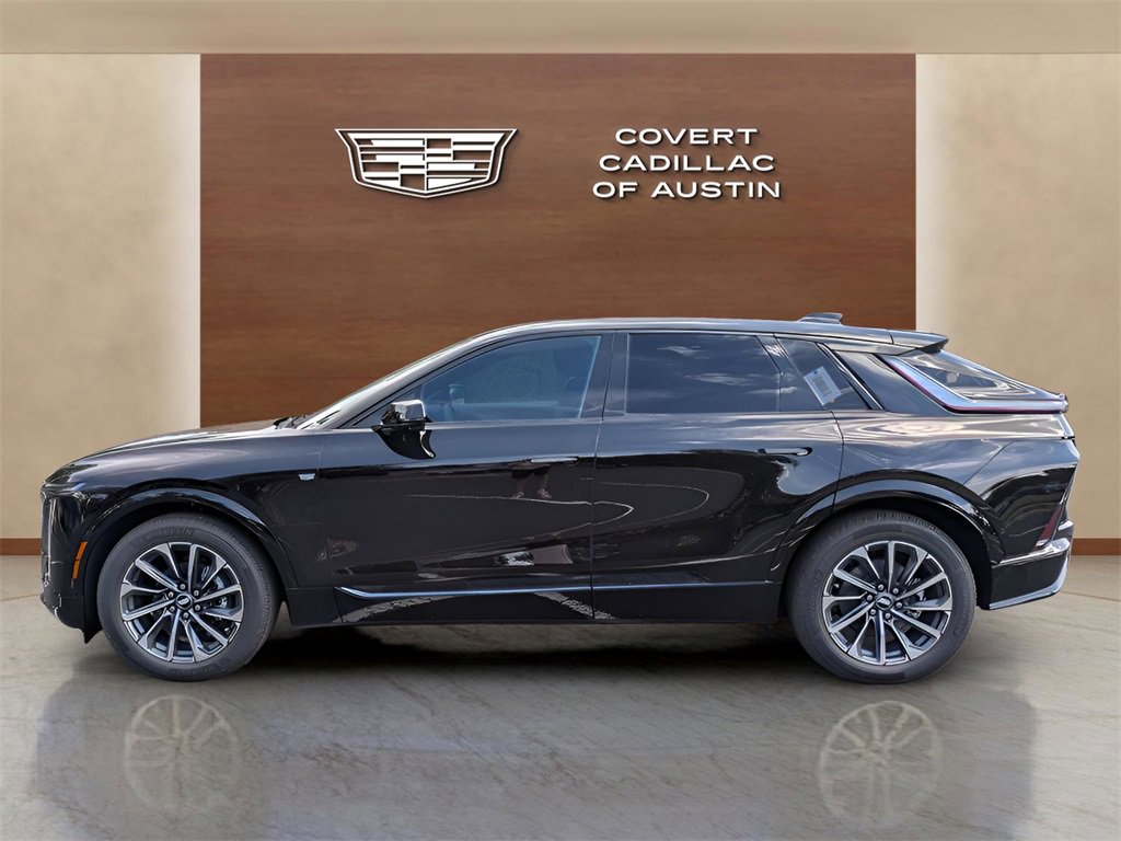 2026 Cadillac Lyriq Sport photo 4