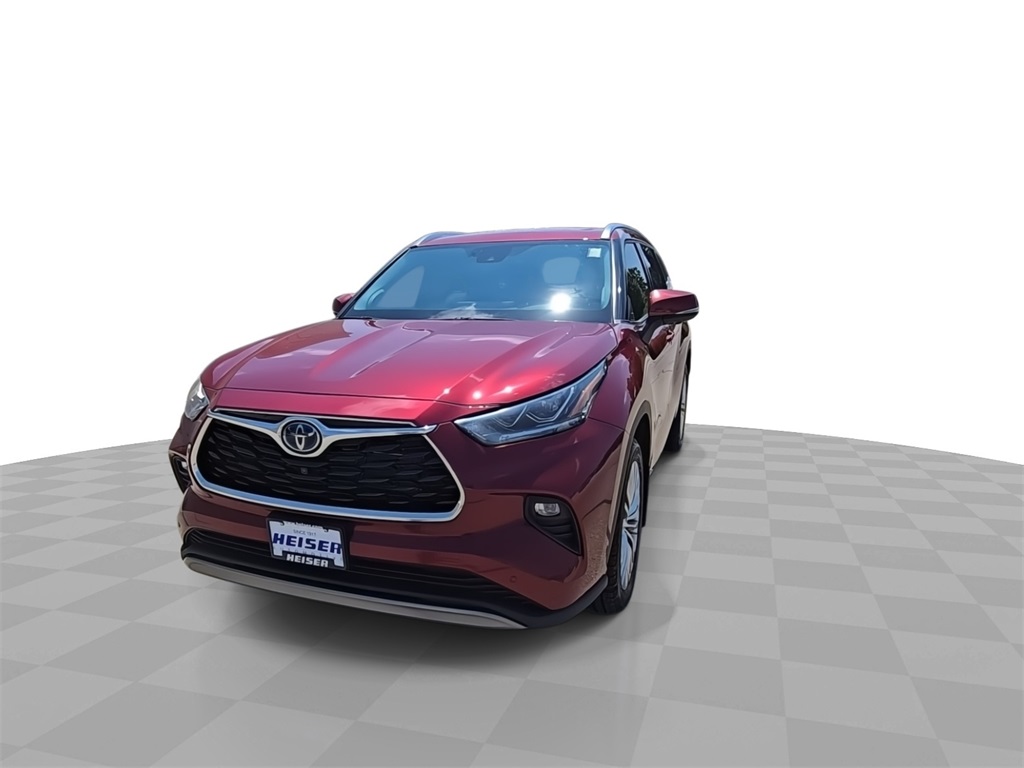 2024 Toyota Highlander Hybrid Platinum photo 3