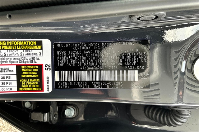 2025 Toyota Camry SE photo 30