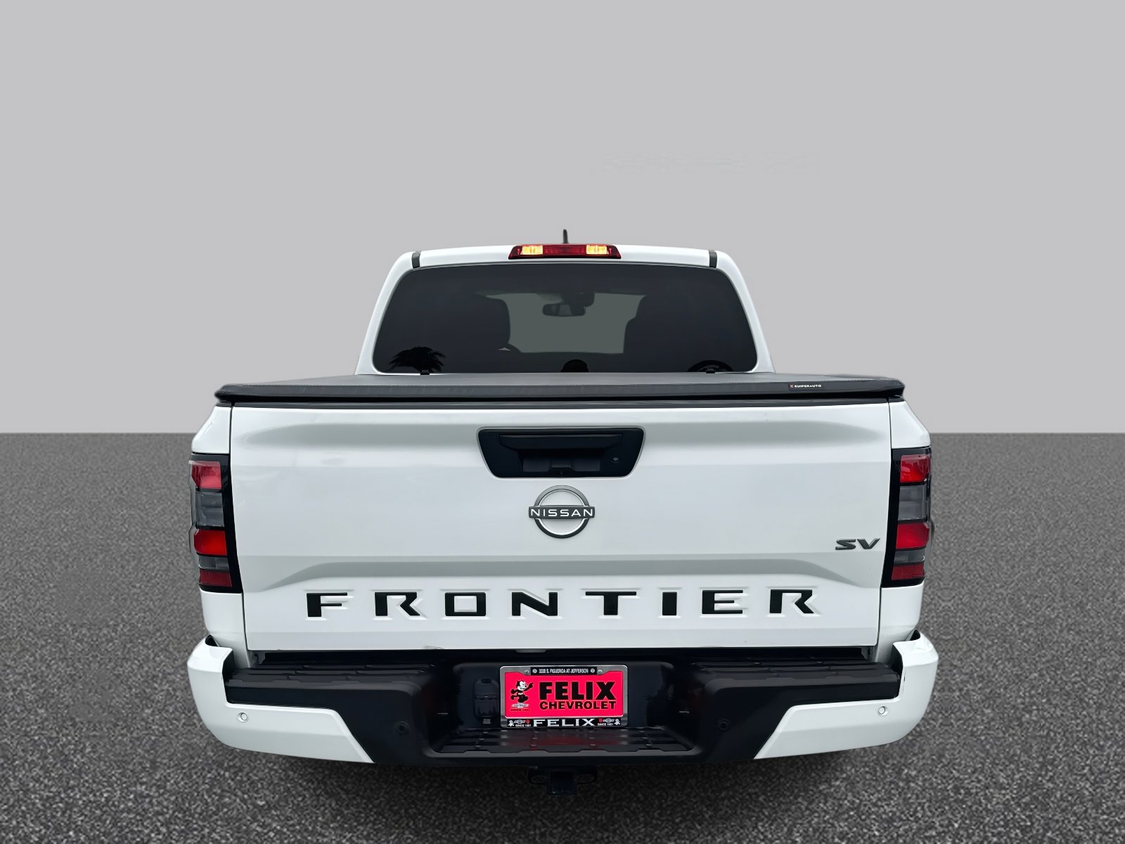 2023 Nissan Frontier SV photo 3