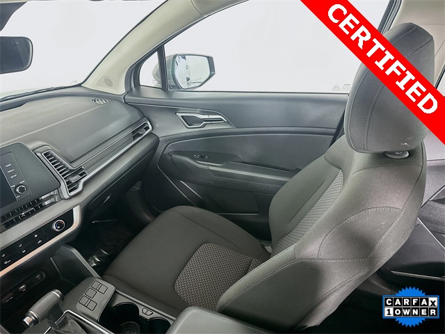 2024 Kia Sportage LX photo 16