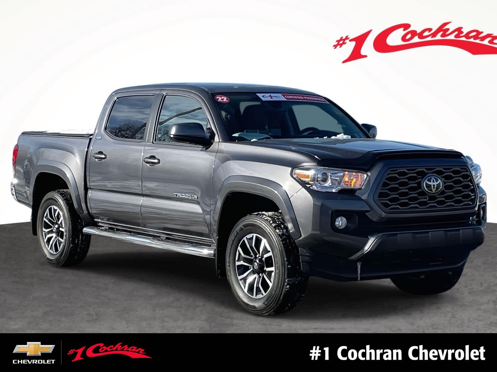 2022 Toyota Tacoma SR5's photo