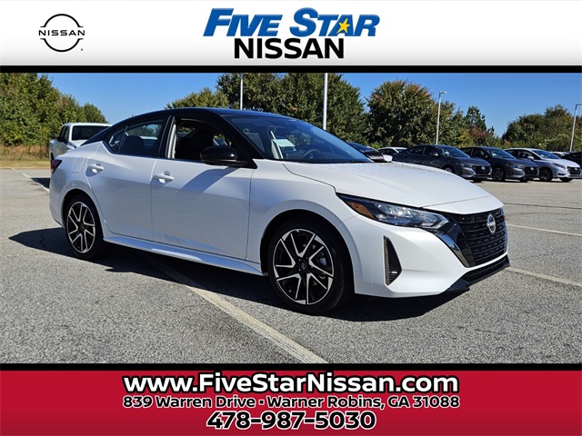 2025 Nissan Sentra SR's photo