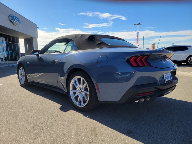 2025 Ford Mustang GT Premium Convertible photo 3