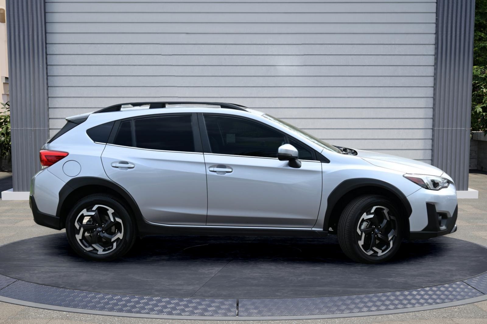 2023 Subaru Crosstrek Limited photo 2