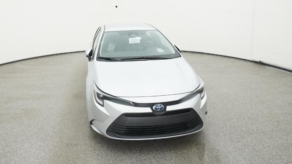 2025 Toyota Corolla Hybrid LE photo 2
