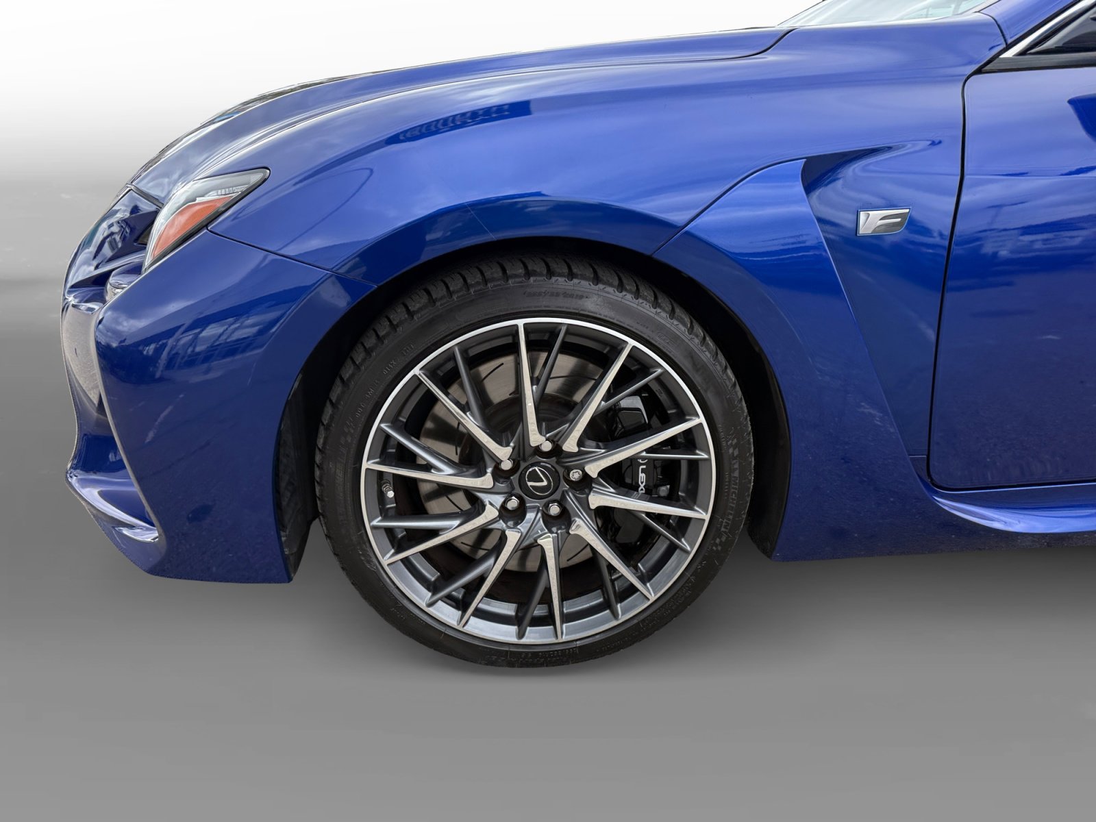 2015 Lexus RC F photo 9