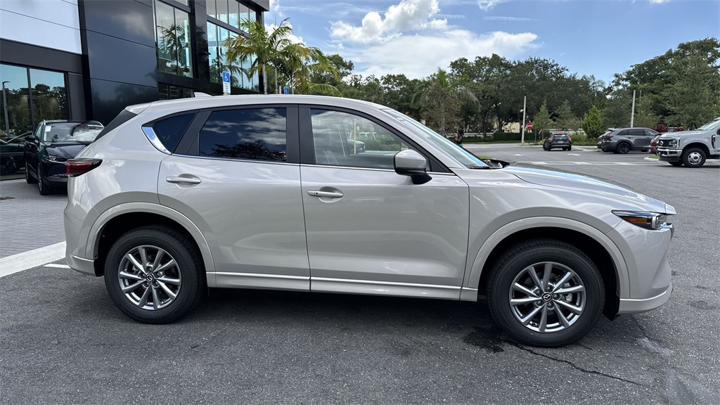 2025 Mazda CX-5 2.5 Select photo 5