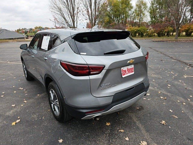 2023 Chevrolet Blazer 2LT photo 3