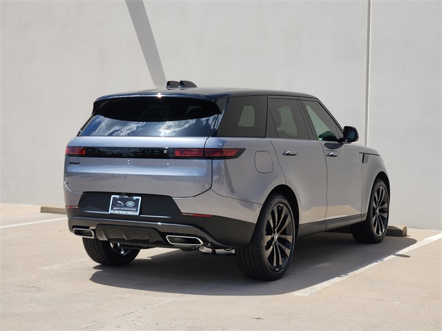 2025 Land Rover Range Rover Sport SE photo 3
