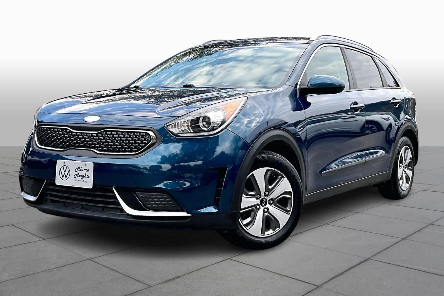 2019 Kia Niro LX's photo