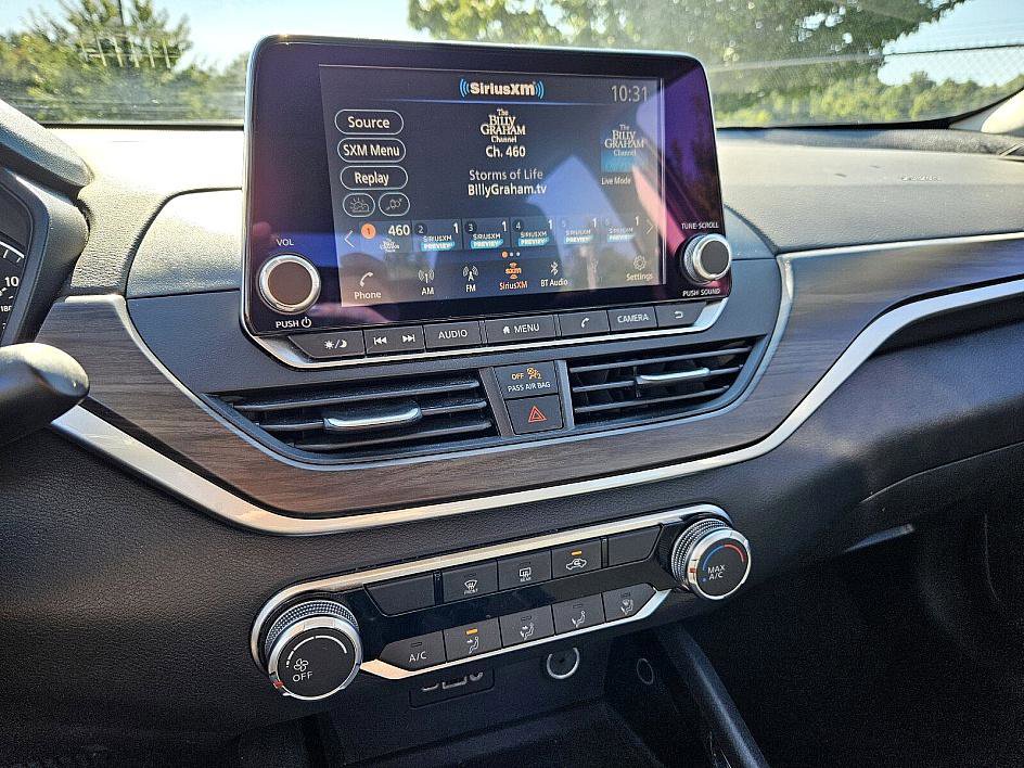 2024 Nissan Altima 2.5 SV photo 18